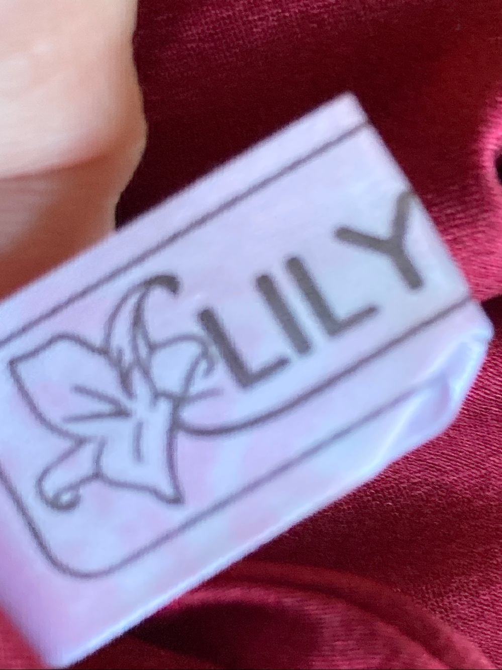 Lilysilk 22 Momme Mulberry Silk Pajama top Button Front Claret sz S *READ* - Picture 8 of 11